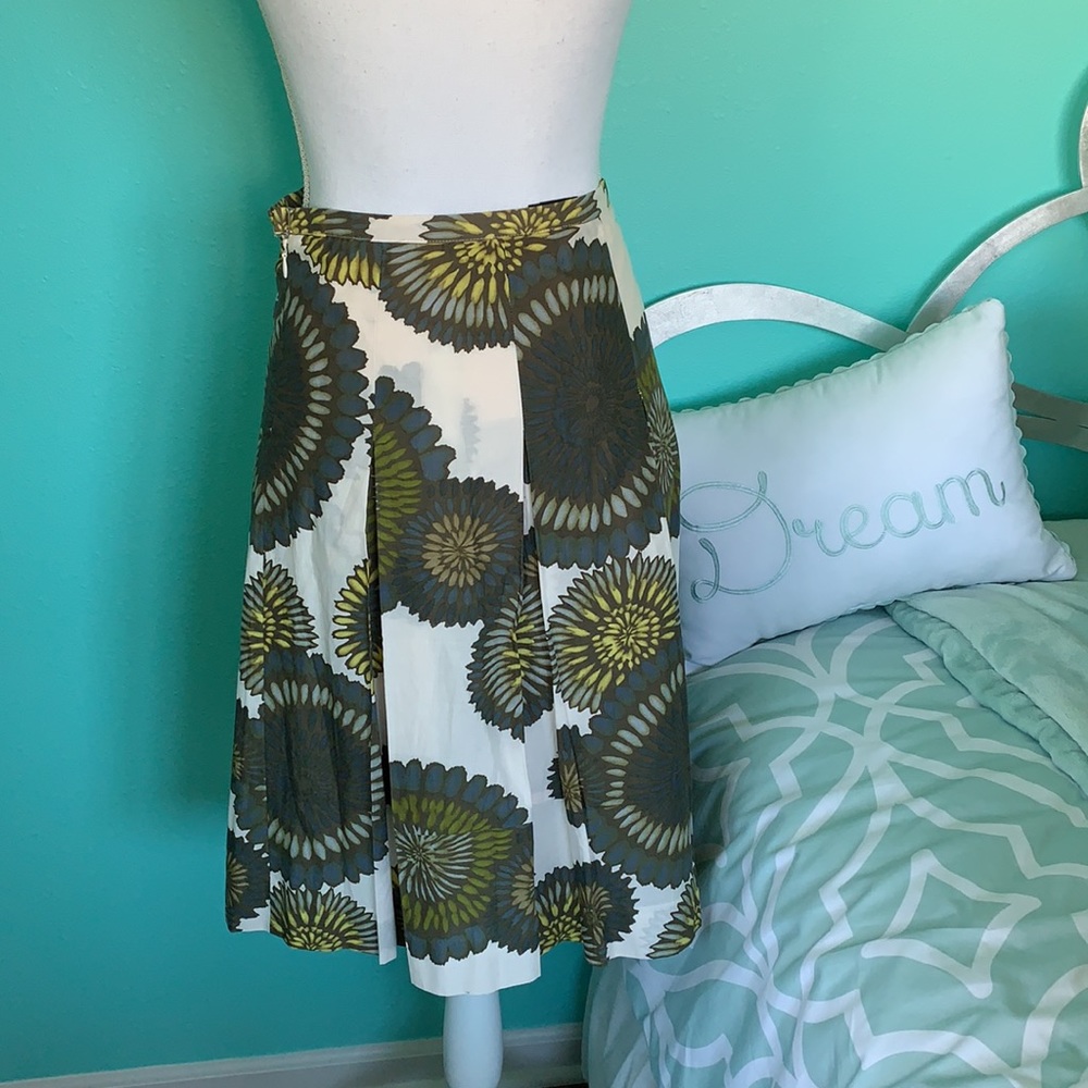 BCBG MaxAzria Olive Floral Pleated Skirt